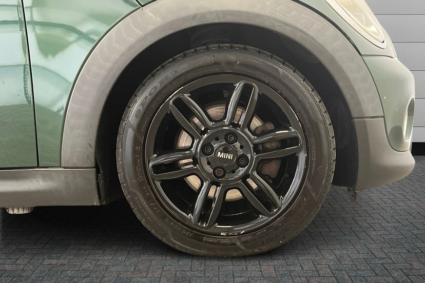 Mini Hatch 1.6 Cooper Hatchback Euro 5 122 Green #5