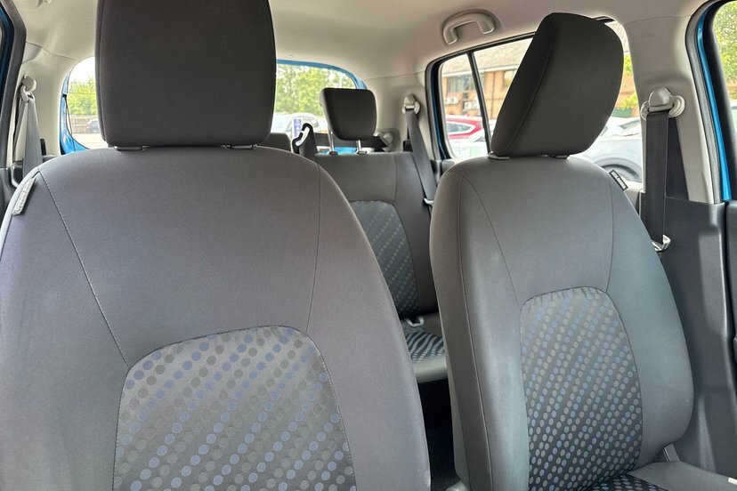 Suzuki Celerio 1.0 Sz2 Hatchback Euro 6 68 Ps Silver #27