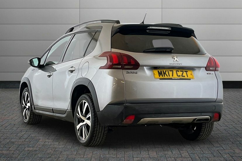 Peugeot 2008 1.2 Puretech Gt Line Grey #3