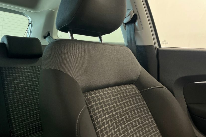 Volkswagen Polo Hatchback Silver #15