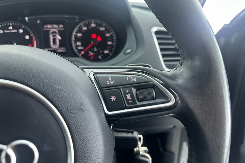 Audi Q3 2.0L Tdi Quattro S Line Plus 182 Bhp Black #18