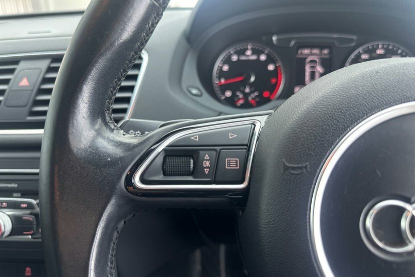 Audi Q3 2.0L Tdi Quattro S Line Plus 182 Bhp Black #17