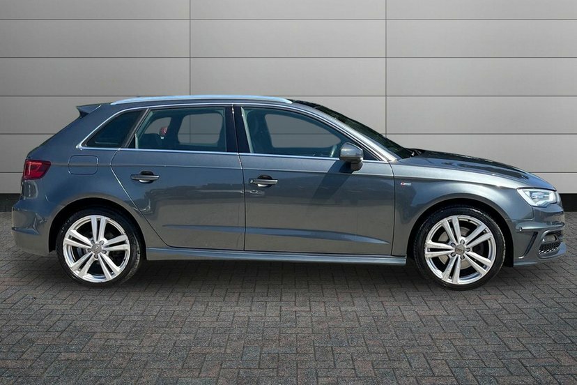 Audi A3 1.8 Tfsi S Line Sportback S Tronic Quattro #4