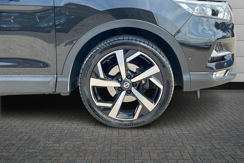 Nissan Qashqai 1.3 Dig-t Tekna #5
