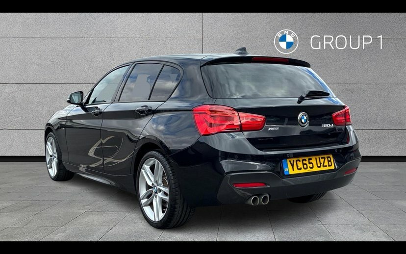 BMW 1 Series 120D Xdrive M Sport 5-Door Black #2