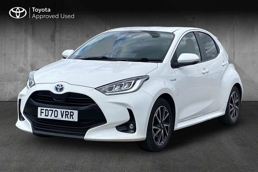 Toyota Yaris 1.5 Vvt-h Design Hatchback Hybrid E-cvt White #3