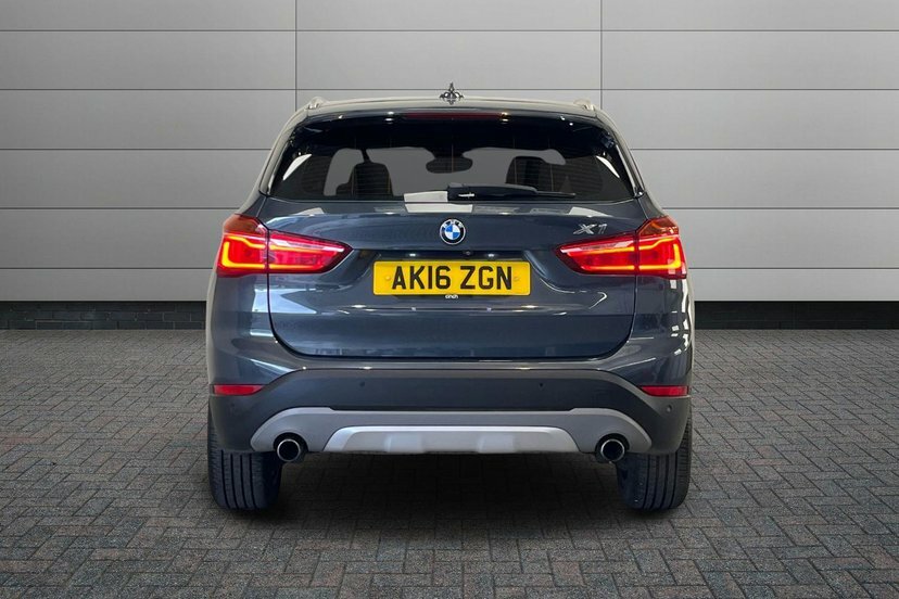 BMW X1 Sdrive 18D Xline Step White #11