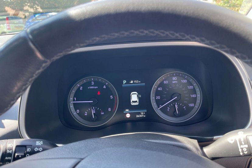 Hyundai Tucson Grey #38