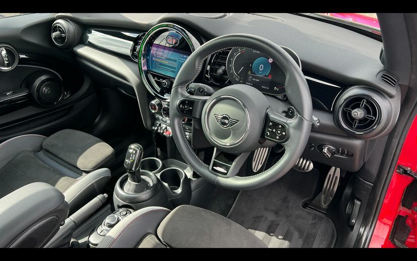 Mini Hatch 3-Door Hatch Cooper S Sport KM23EHK Red #6