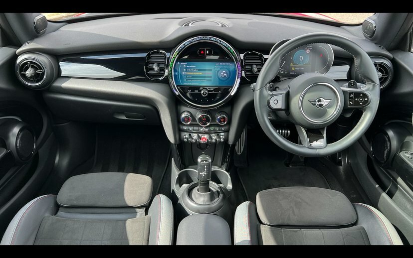 Mini Hatch 3-Door Hatch Cooper S Sport KM23EHK Red #4
