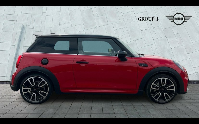 Mini Hatch 3-Door Hatch Cooper S Sport KM23EHK Red #3