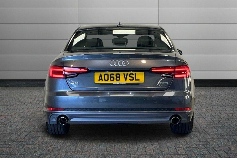 Audi A4 1.4T Fsi Black Edition S Tronic White #11