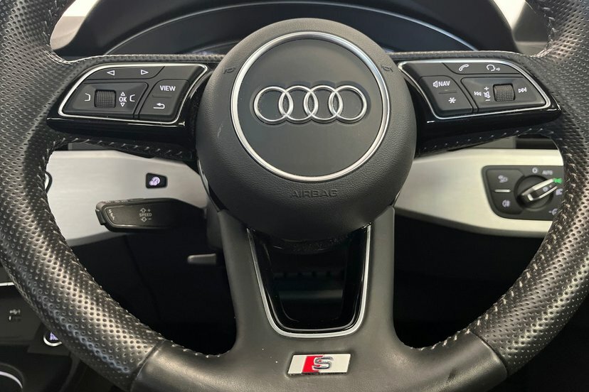 Audi A4 1.4T Fsi Black Edition S Tronic White #22