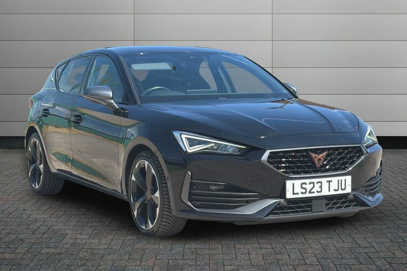 Cupra Leon 2.0 Tsi Vz1 Hatchback Dsg 245 Ps Black