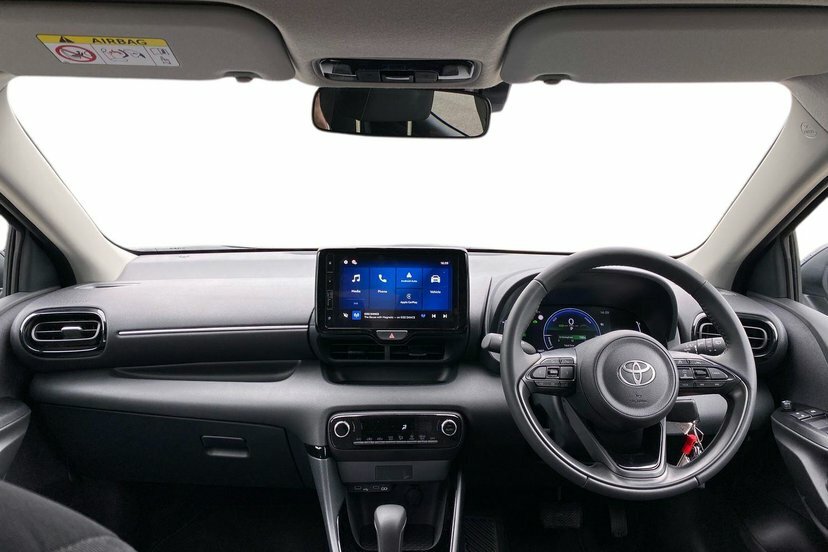Toyota Yaris 1.5 Vvt-h Design Hatchback Hybrid E-cvt Grey #5
