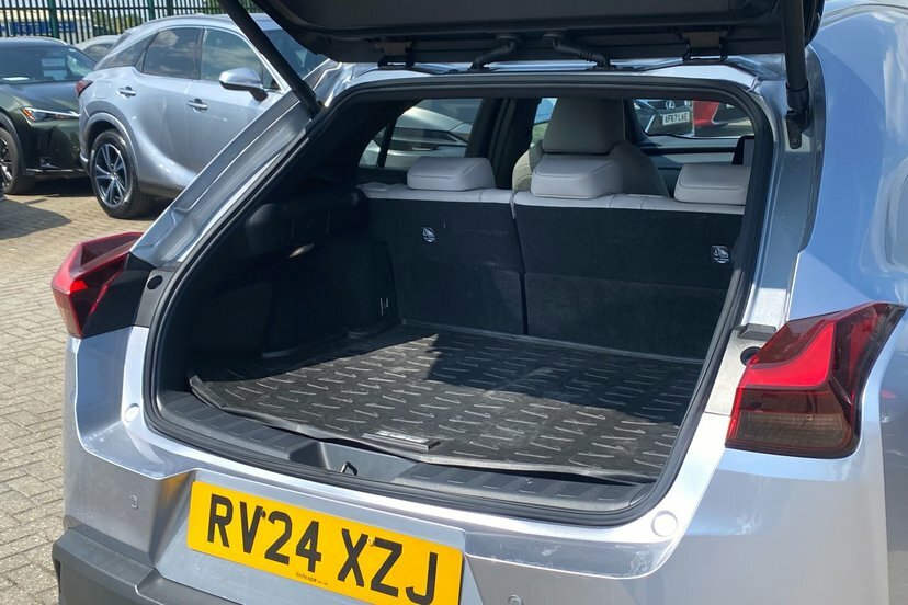Lexus UX 250H 2.0 Cvt Premium Packnav Black #17