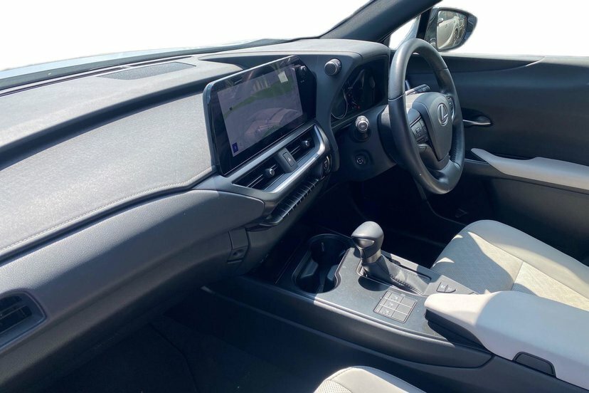 Lexus UX 2.0 250H Suv Hybrid E-cvt 184 Ps Silver #2