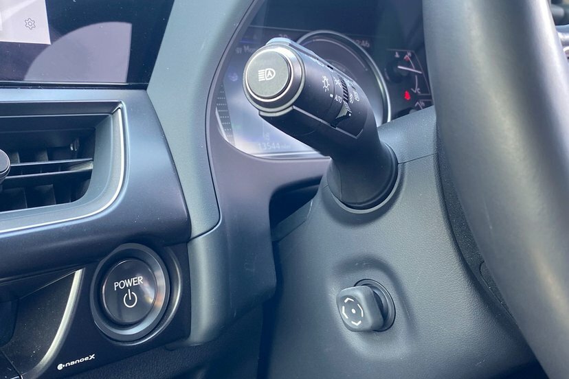Lexus UX 250H 2.0 Cvt Premium Packnav Black #29
