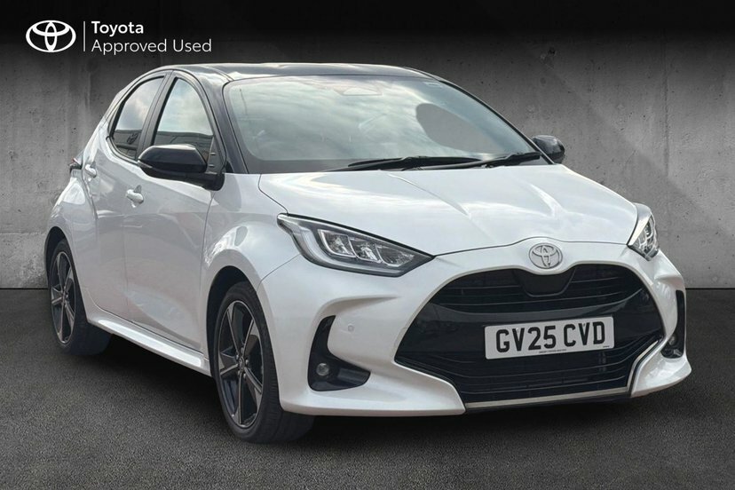 Toyota Yaris 1.5 Vvt-h Premiere Edition E-cvt Black