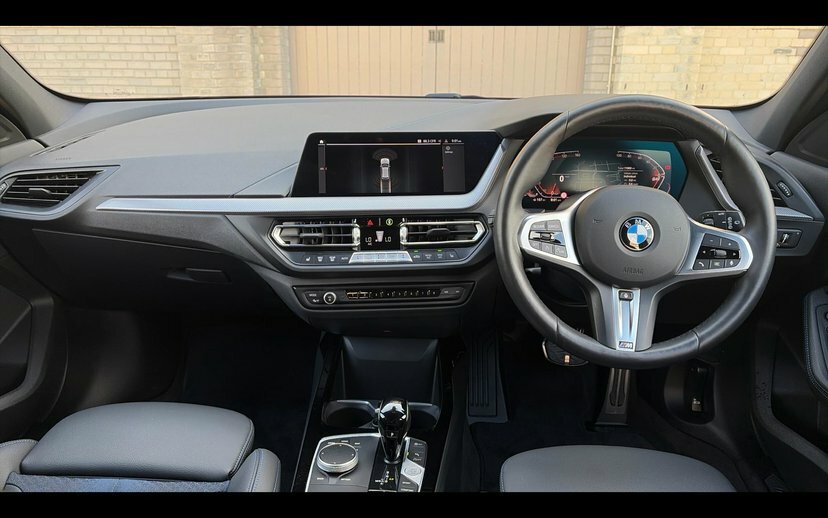 BMW 1 Series 118I M Sport Black #4