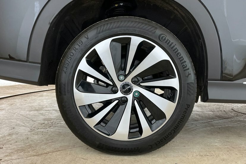 Byd Seal U 1.5 Dm-i Comfort Black #12
