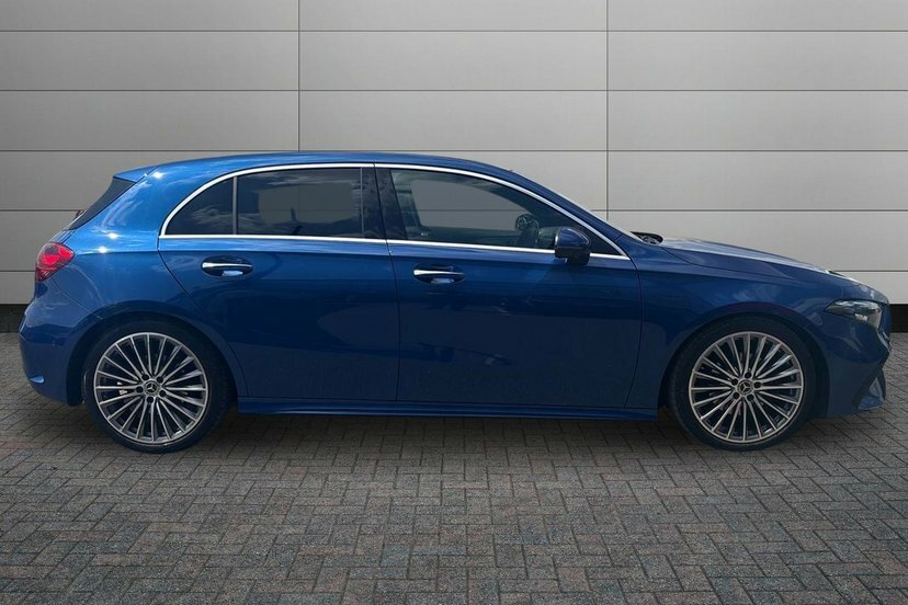 Mercedes-Benz A Class 1.3 A200h Mhev Amg Line Premium Plus Hatchback 5 BU73UFZ Blue #3