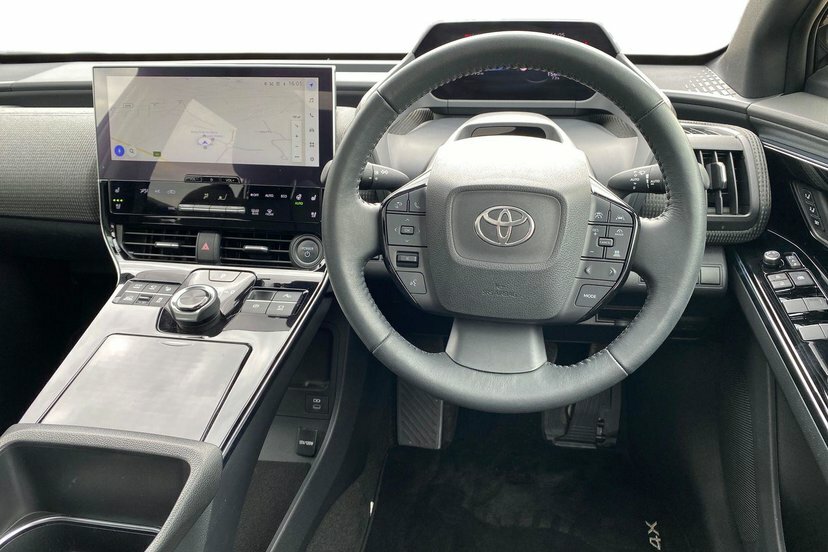 Toyota bZ4X 71.4Kwh Vision Suv Awd 11Kw Obc Black #6