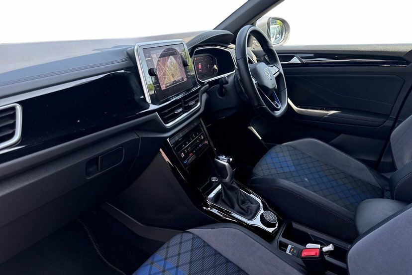 Volkswagen T-Roc 2.0 Tsi R Suv Dsg 4Motion 300 Ps White #2
