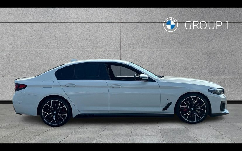 BMW 5 Series 3.0 530D Mht M Sport Saloon Hybrid Step White #3
