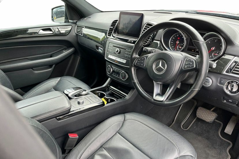 Mercedes-Benz GLS Class Gls350d V6 Amg Line Black #5