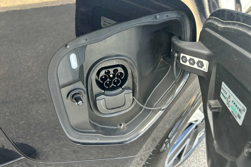 Volkswagen ID.Buzz 150Kw Commerce 77Kwh #9