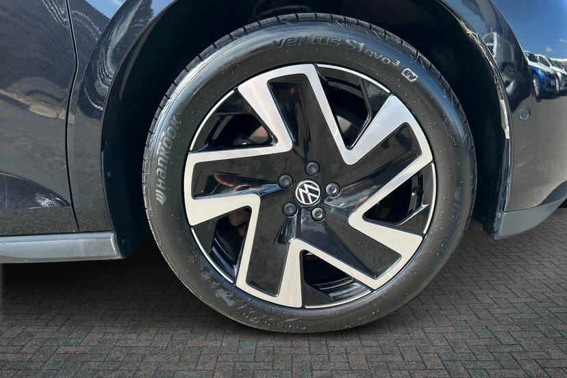 Volkswagen ID.Buzz Pro 77Kwh Style Mpv 204 Ps Black #5