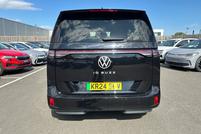 Volkswagen ID.Buzz 150Kw Commerce 77Kwh #26