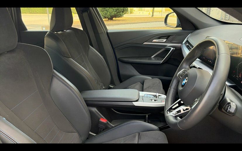 BMW X1 Sdrive 20I Mht Xline Step Blue #11