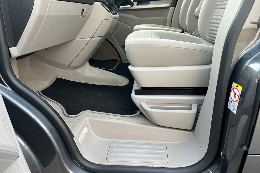 Volkswagen California #11