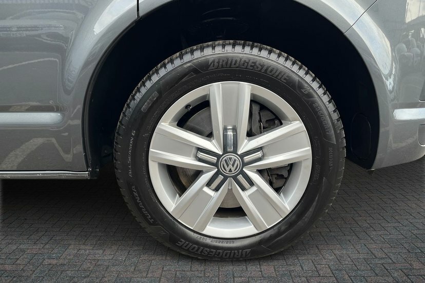 Volkswagen California 2.0 Tdi Ocean 150 Dsg Grey #5
