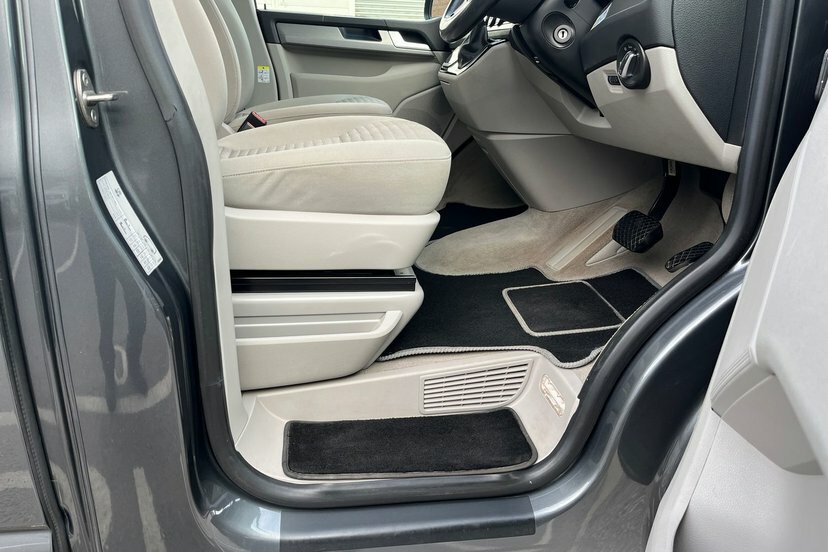 Volkswagen California #15