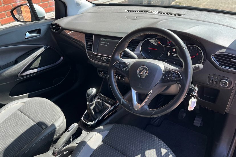 Vauxhall Crossland X Tech Line Nav Black #30