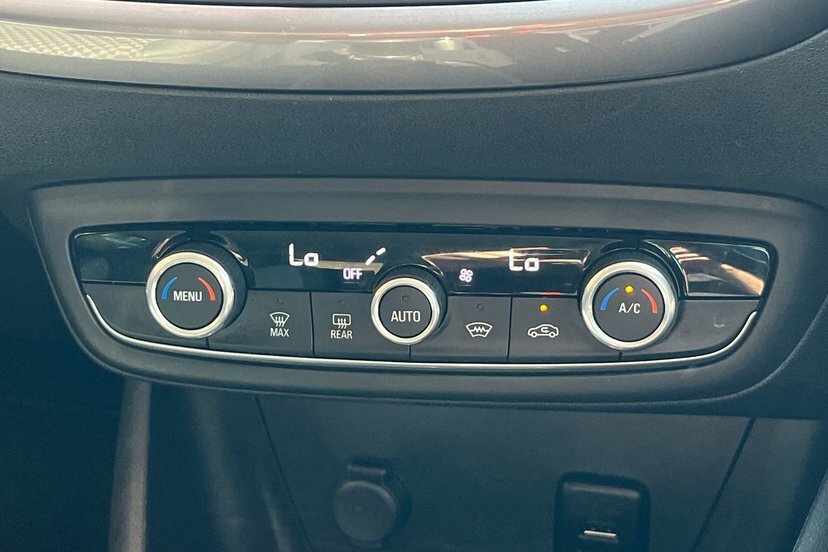 Vauxhall Crossland X Tech Line Nav Black #21