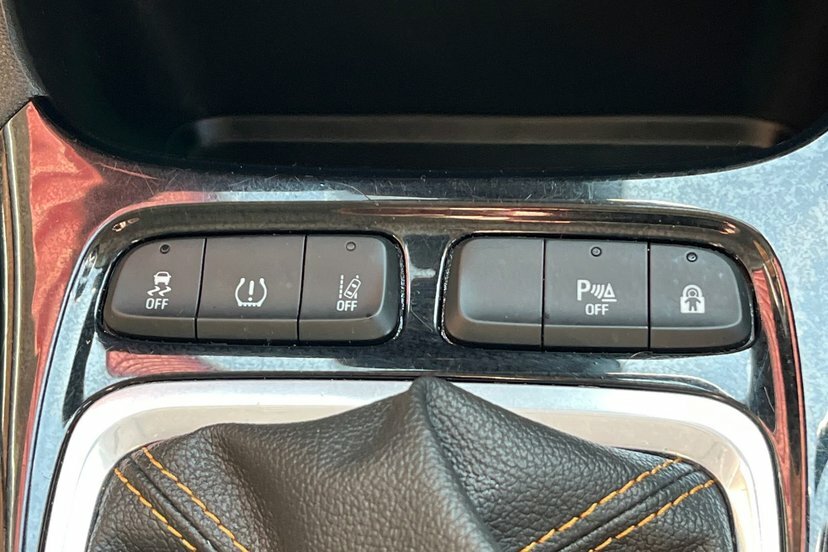 Vauxhall Crossland X Tech Line Nav Black #19