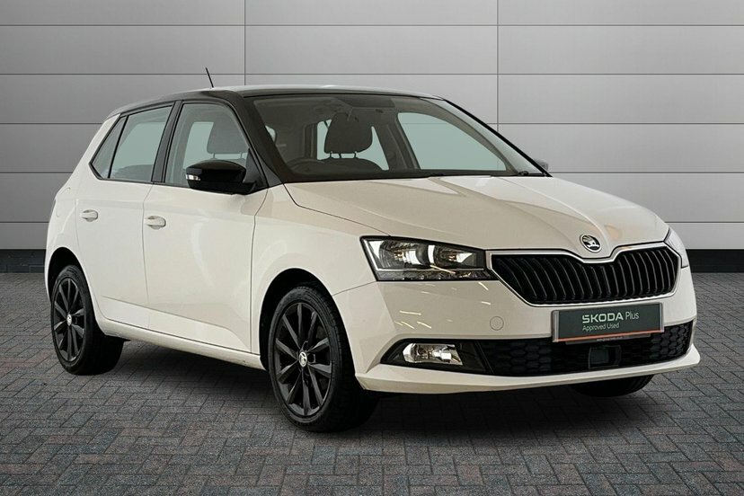 Skoda Fabia 1.0 Tsi Colour Edition Hatchback AO20SHZ White