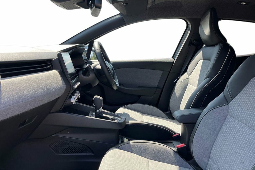 Renault Clio 1.6 E-tech Techno Hatchback Hybrid Grey #2