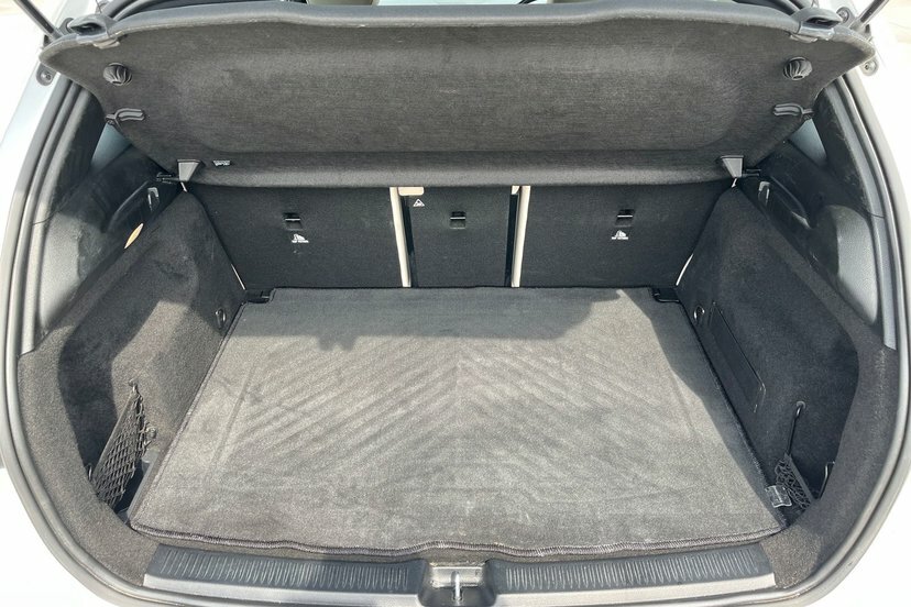 Mercedes-Benz B Class B200 Amg Line Premium Plus Edition Black #27