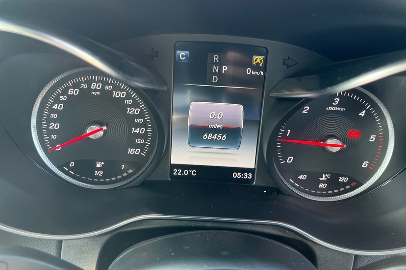 Mercedes-Benz GLC Class 2.1 Glc250d Amg Line Premium Plus Suv Grey #5