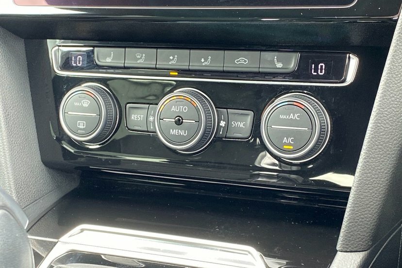 Volkswagen Arteon R-line Black #9