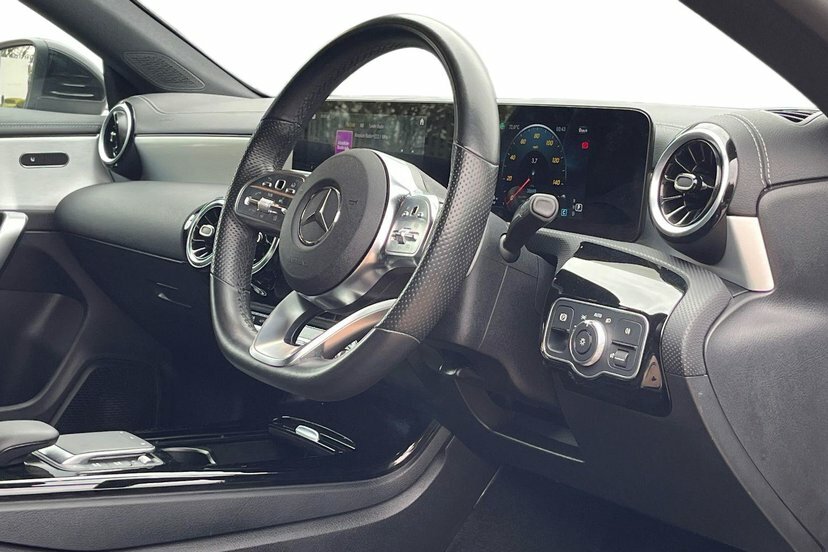 Mercedes-Benz CLA Class Cla180 Amg Line Coupe YN22UJD Black #5