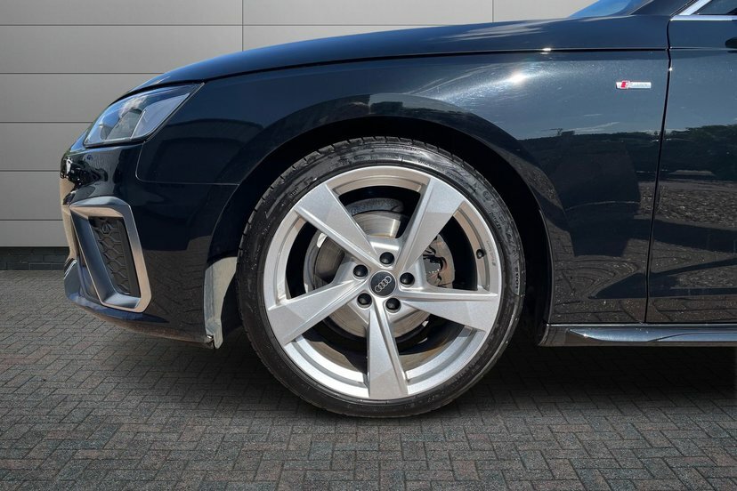 Audi A4 2.0 Tdi 35 S Line Saloon S Tronic 163 Black #5