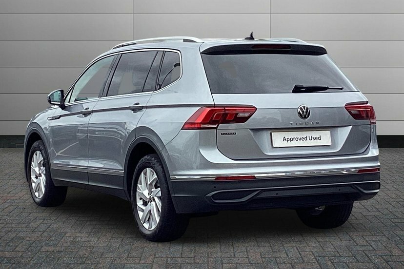 Volkswagen Tiguan Allspace 1.5 Tsi Life Suv 150 Ps Silver #3