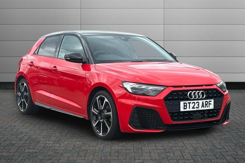 Audi A1 1.5 Tfsi 35 Black Edition Sportback S T Red