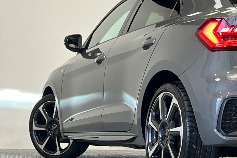 Audi A1 35 Tfsi S Line S Tronic White #30